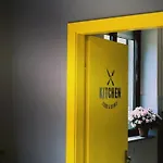Lako Auberge de jeunesse *