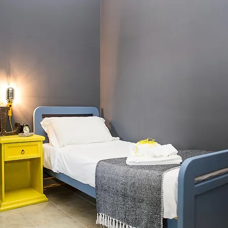 Lako Hostel *